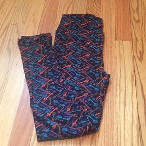 Key design Lularoe leggings